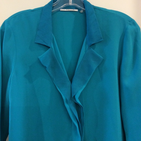 Tahari blouse - Picture 2 of 6